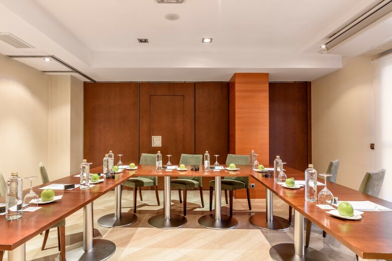 Exe Le�n Hotel