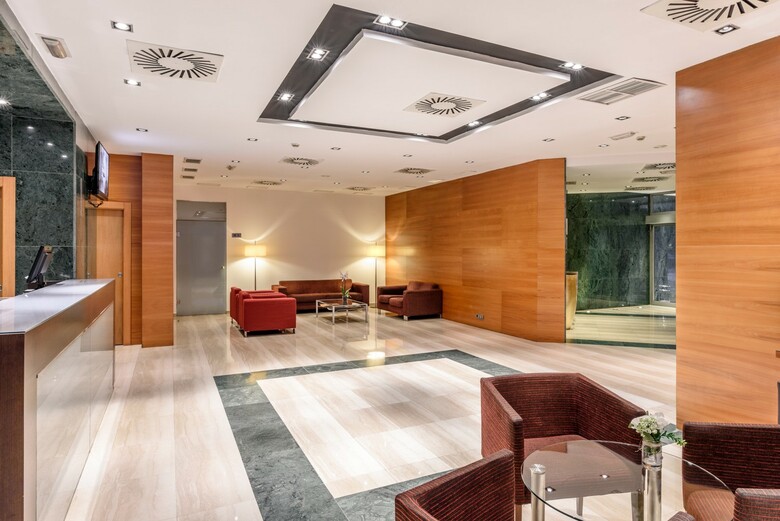 Exe Le�n Hotel