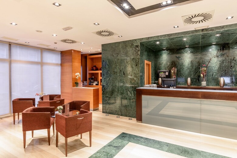 Exe Le�n Hotel