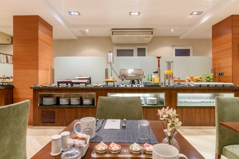 Exe Le�n Hotel