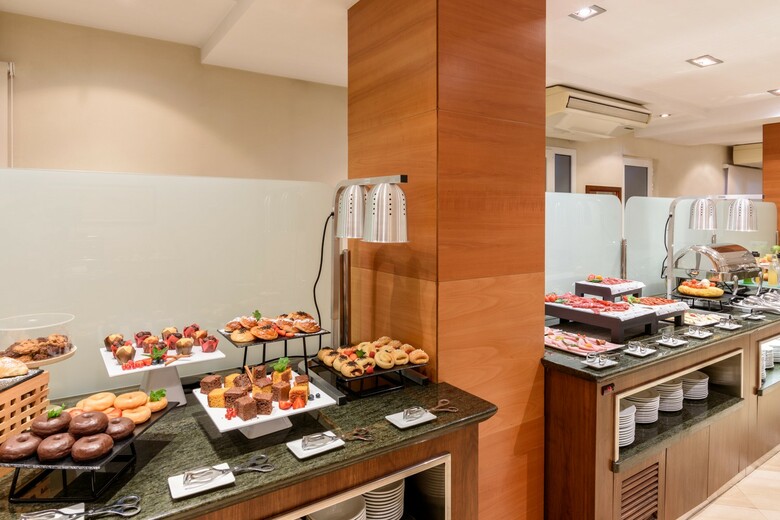 Exe Le�n Hotel