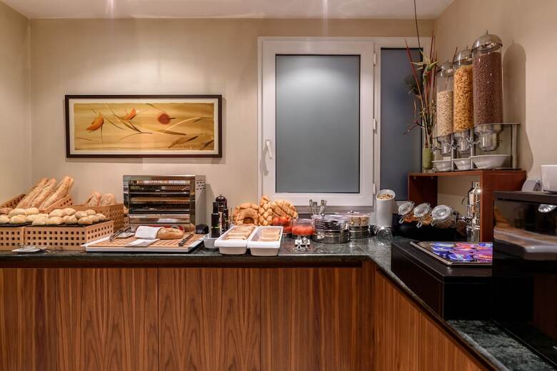 Exe Le�n Hotel