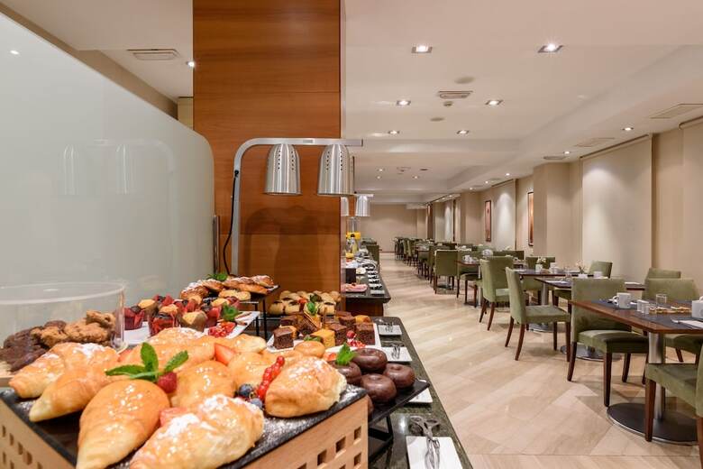 Exe Le�n Hotel