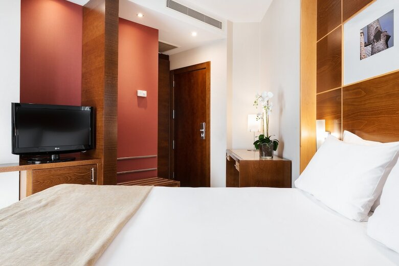 Exe Le�n Hotel