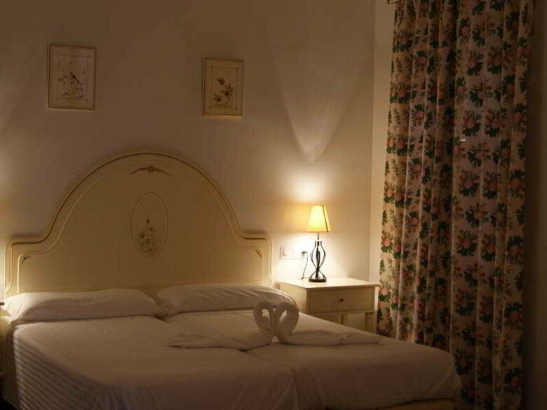 Mar�a Luisa Hotel