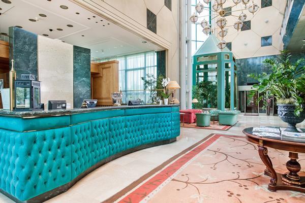 Royal Garden Hotel