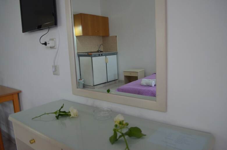 Kremasti Memories Aparthotel