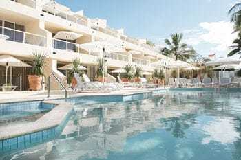 Netanya Noosa Hotel
