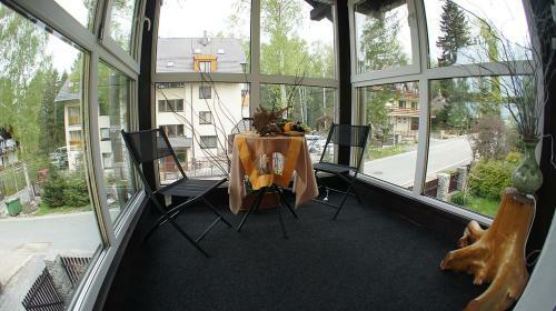 4 Pory Roku Bed & Breakfast
