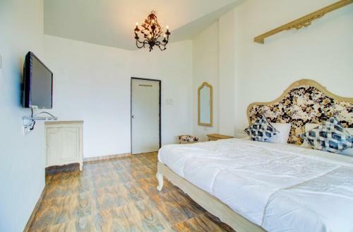 Monsoon Mist Resort Villa