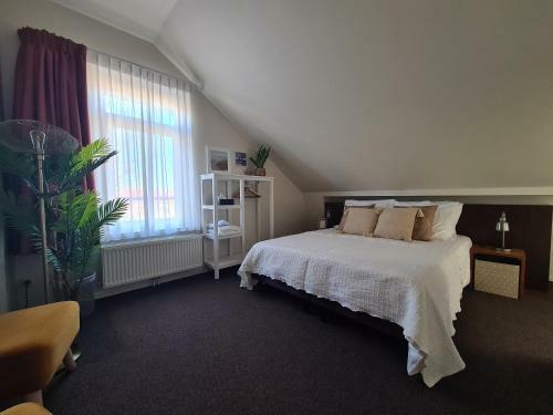 Bed & Breakfast De Raetskamer