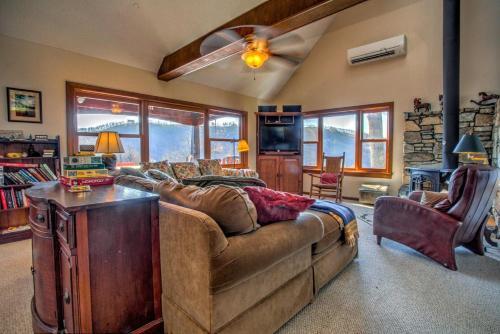 Bearwallow Cottage