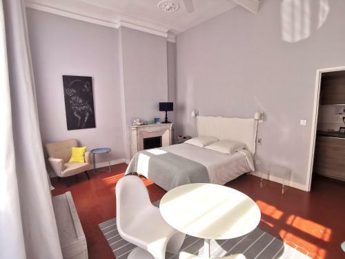 Maison Dormoy Apartments