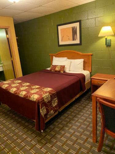 Sleep-ees Inn Motel