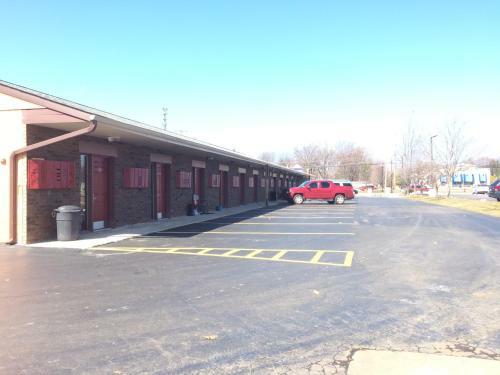 Sleep-ees Inn Motel