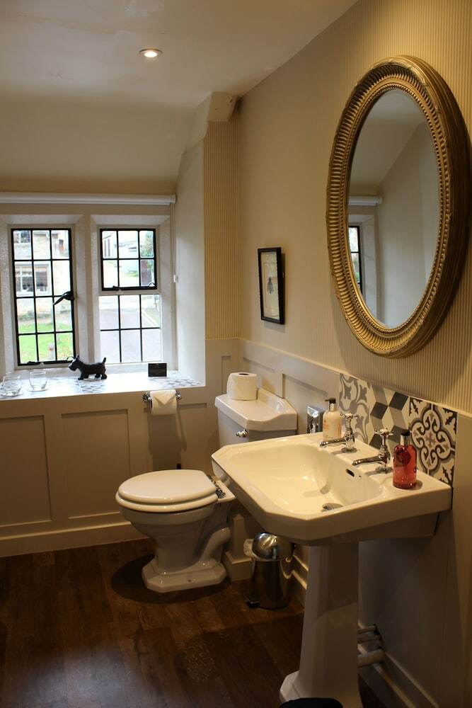 The Lamb Inn Hostel