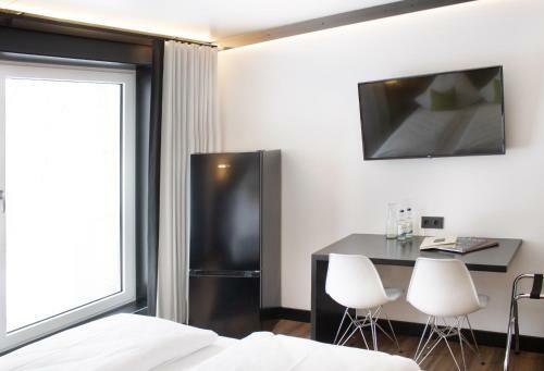 Swf Hotel