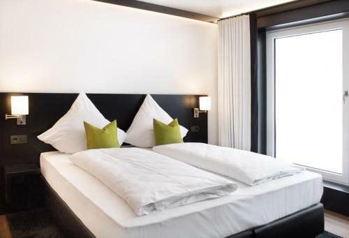 Swf Hotel