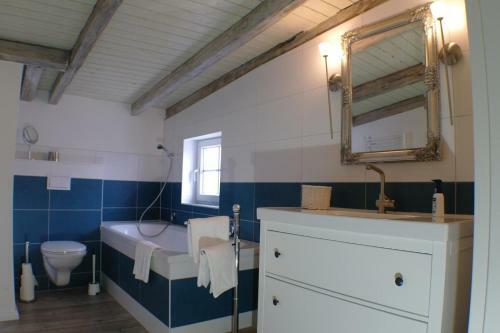 Haus Wallstra�e Apartment