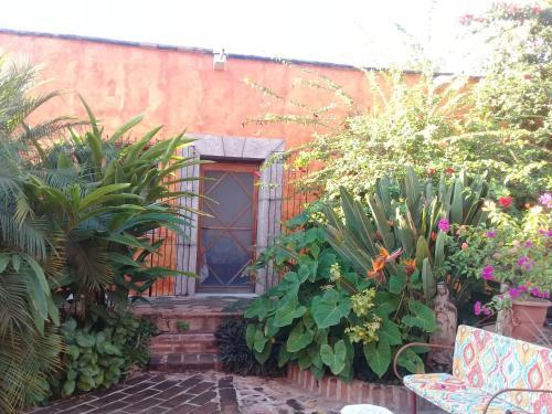 Casa Las 7 Columnas Bed & Breakfast