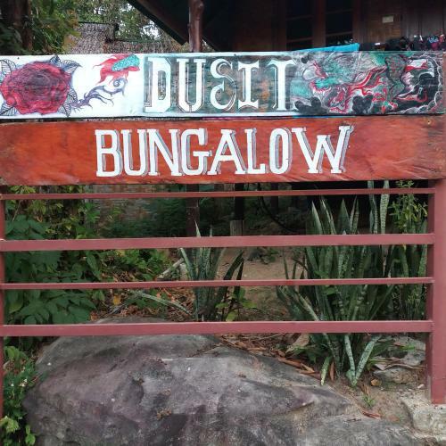 Dusitbungalow Hostel