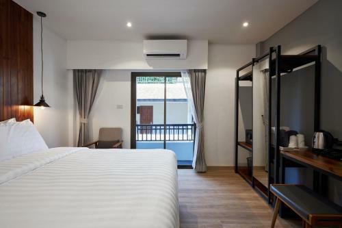 P2 Wood Loft Hotel