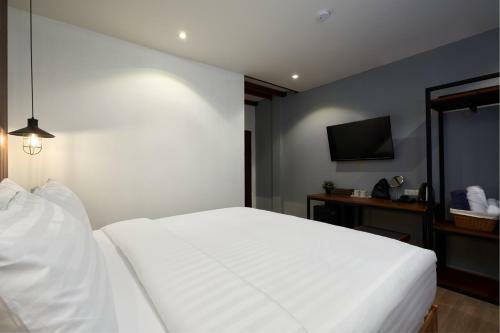 P2 Wood Loft Hotel
