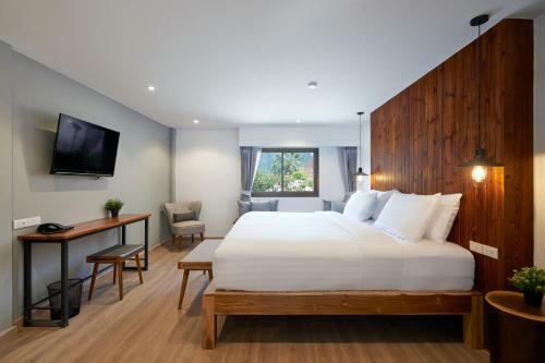 P2 Wood Loft Hotel