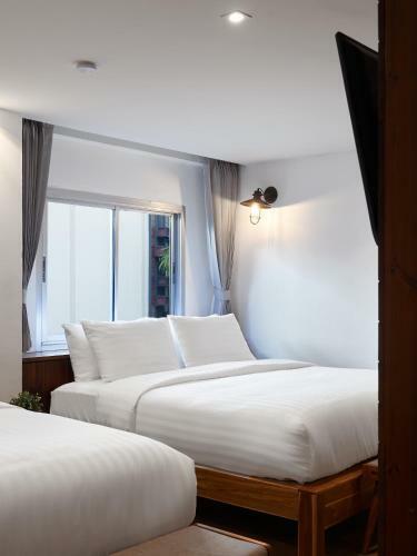 P2 Wood Loft Hotel