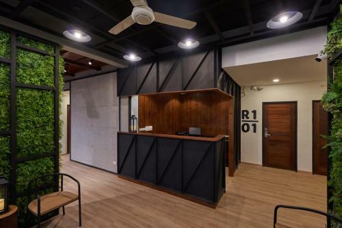 P2 Wood Loft Hotel