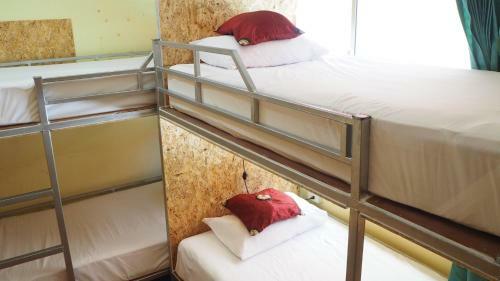 Chaokoh Phi Phi Resort And Dorm Room Hostel