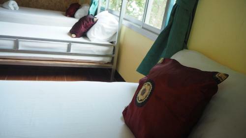 Chaokoh Phi Phi Resort And Dorm Room Hostel