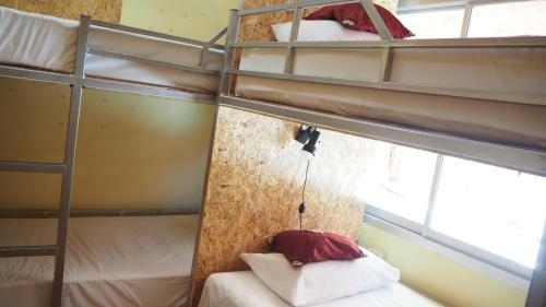 Chaokoh Phi Phi Resort And Dorm Room Hostel