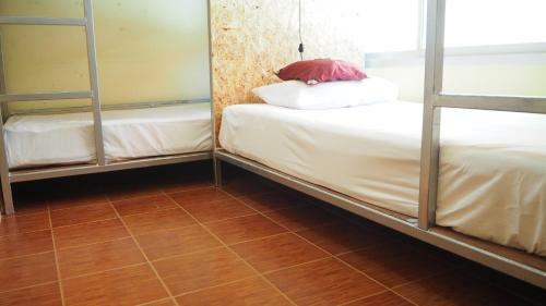 Chaokoh Phi Phi Resort And Dorm Room Hostel