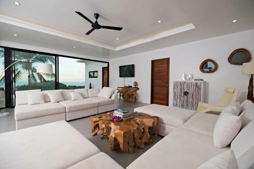 Luxury Modern Villa