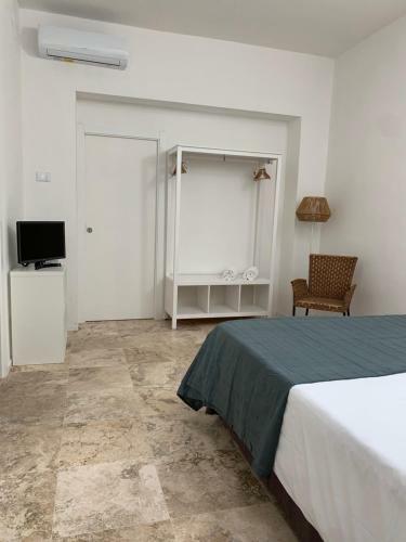 L'acqua E La Pietra Hostel