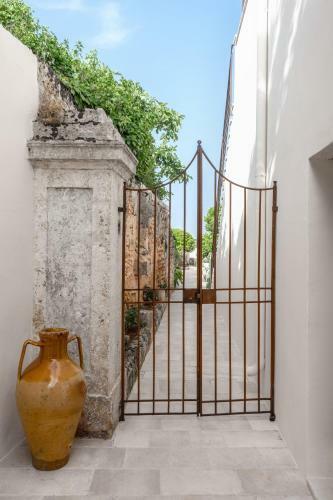 Palazzo Frangipane Bed & Breakfast