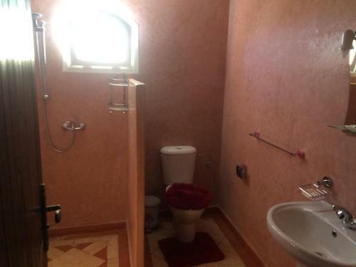 Itrane Guest House Hostel