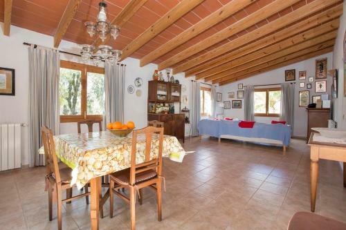 Servera Villa