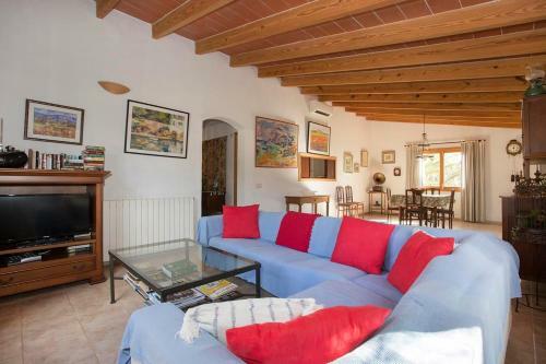 Servera Villa