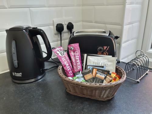 Pelham House Apartment