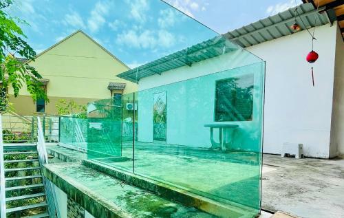 Rooftop Garden Cottage Villa