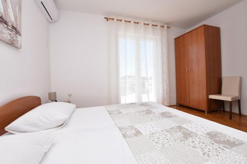 Rooms Bozena Hostel