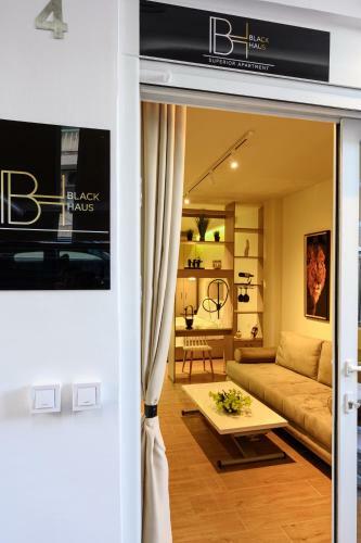 Blackhaus Apartments