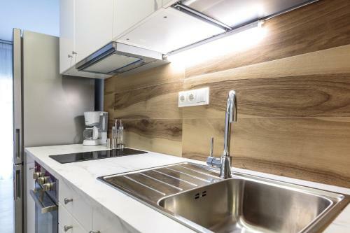 Art Central Suites Apartment
