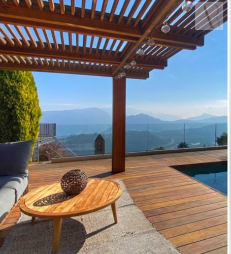 Romantic Suit With Jacuzzi Hostel