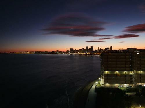 Sobre Las Olas Del Mar Apartment
