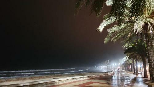 Sobre Las Olas Del Mar Apartment