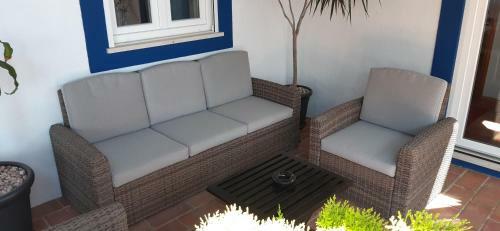 Aprahouseloule Guesthouse Bed & Breakfast