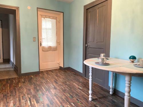 La Maison De Sophie � Cormatin Hostel